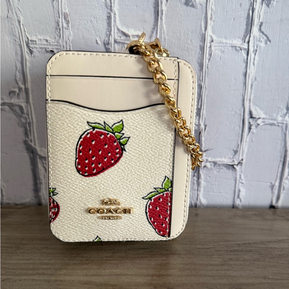 NWT Price is firm Coach Zip Card Case With Strawberry Print Gold/Red Chalk CAR32 - Picture 2 of 6